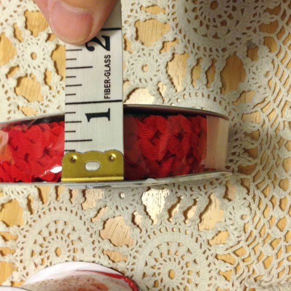 Ribbon and Ric Rac, new - Picture 5 of 6